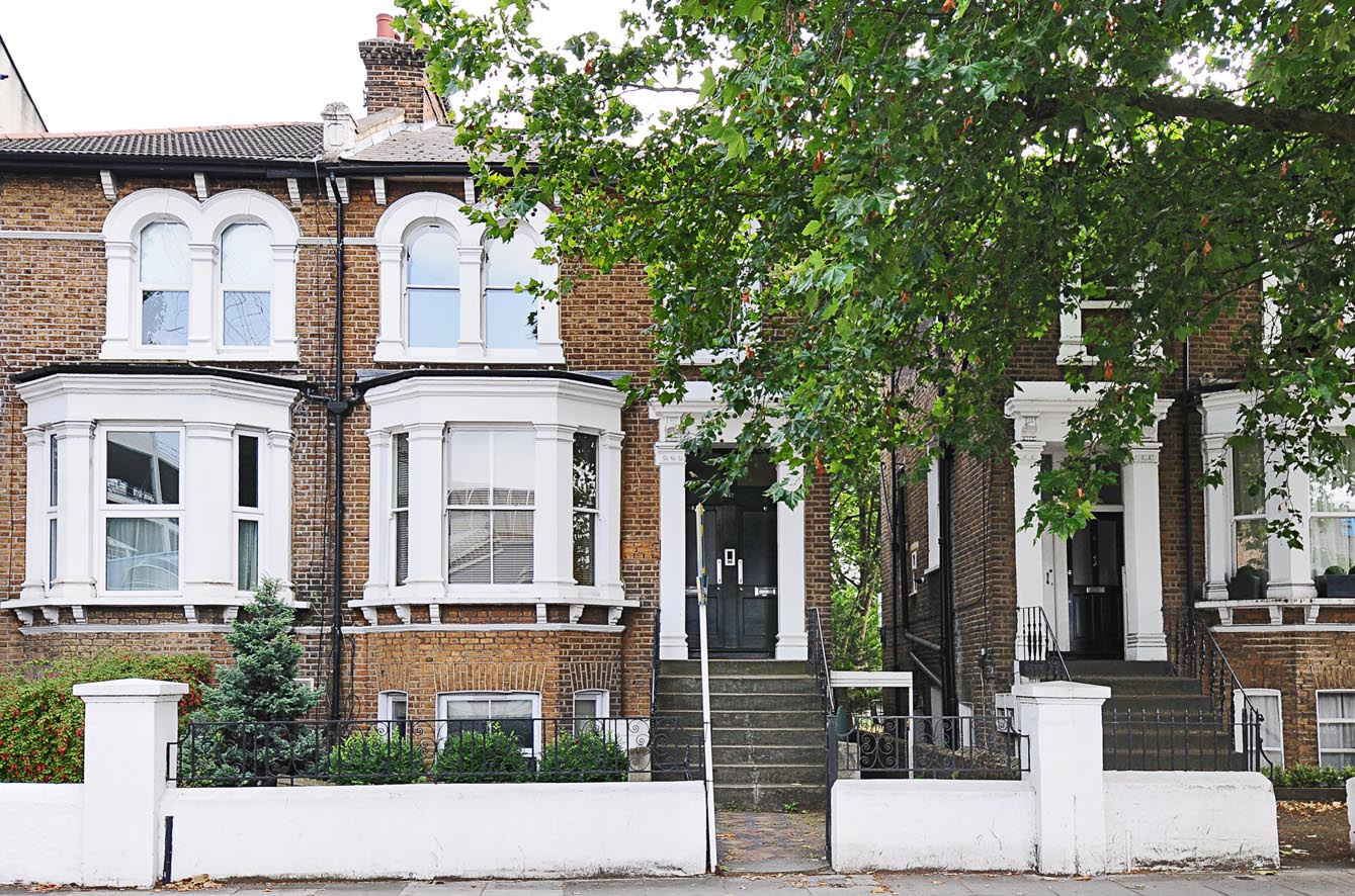 Chiswick High Road, W4